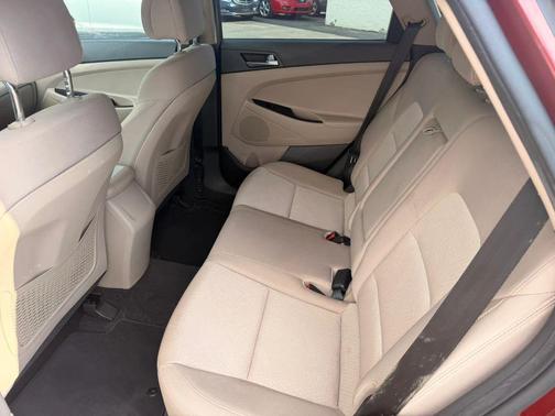 Ruby Wine 2016 Hyundai TUCSON Sport