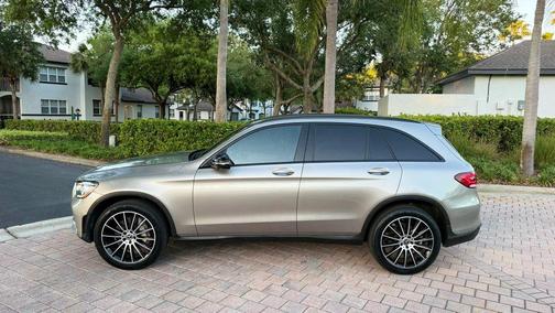 Grey 2020 Mercedes-Benz GLC 300 Base