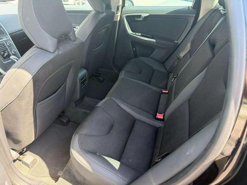 2015 Volvo XC60 T5