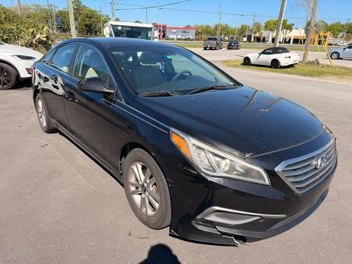 2016 Hyundai SONATA SE