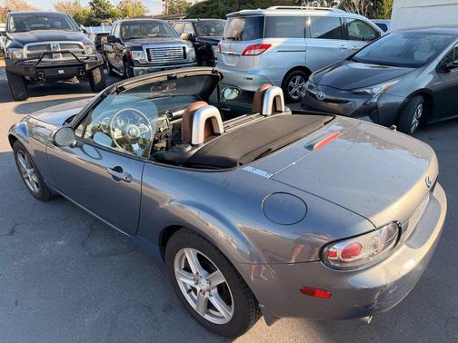 2006 Mazda MX-5 Miata Touring