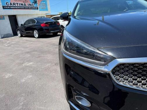 2017 Kia Cadenza Premium