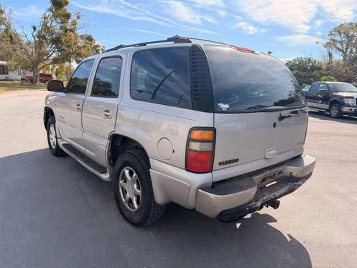 2004 GMC Yukon Denali