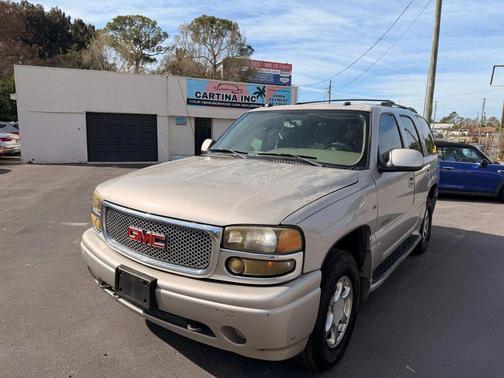 2004 GMC Yukon Denali