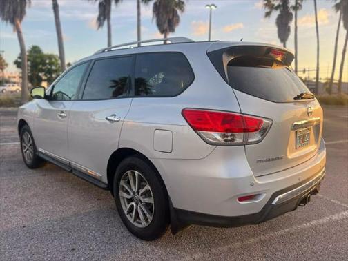 2014 Nissan Pathfinder SL