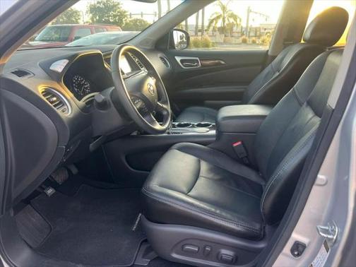 2014 Nissan Pathfinder SL