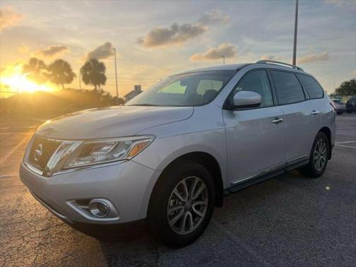 2014 Nissan Pathfinder SL
