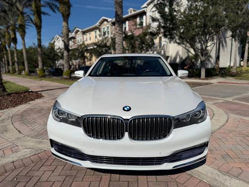 2017 BMW 740 xDrive