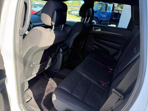 2018 Jeep Grand Cherokee Laredo E