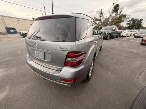Silver 2011 Mercedes-Benz M-Class 4MATIC