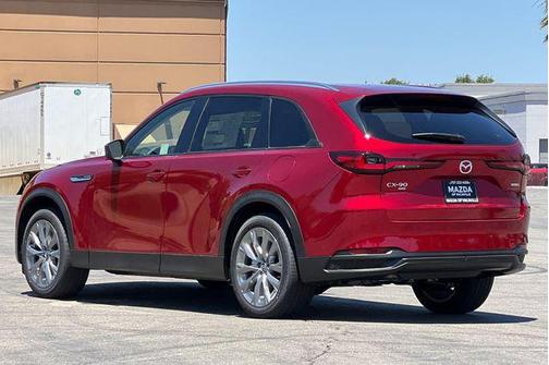 Soul Red Crystal Metallic 2026 Mazda CX-90 3.3 Turbo Preferred