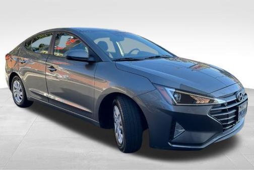 2020 Hyundai ELANTRA SE