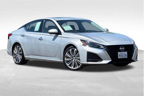 2023 Nissan Altima 2.5 SL
