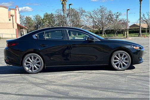 2025 Mazda Mazda3 FWD w/Preferred Package