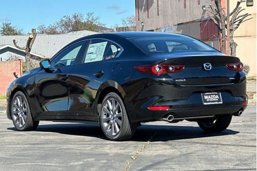2025 Mazda Mazda3 FWD w/Preferred Package