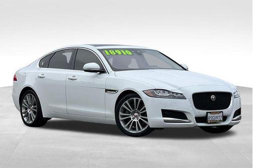 2020 Jaguar XF 25t Prestige RWD Automatic