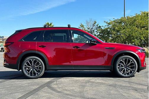 2025 Mazda CX-70 PHEV Premium Plus Package