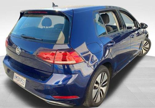 2019 Volkswagen e-Golf SE