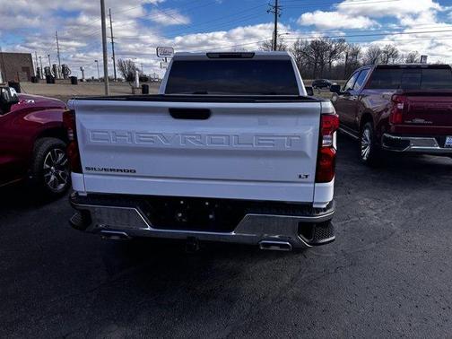 2025 Chevrolet Silverado 1500 LT