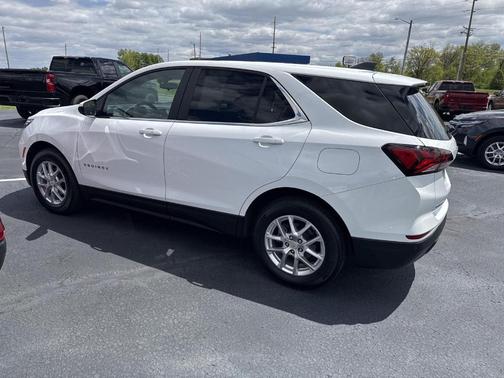 Summit White 2024 Chevrolet Equinox LT