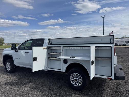 Summit White 2026 Chevrolet Silverado 2500 WT