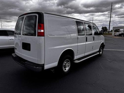 2023 Chevrolet Express 2500 Work Van