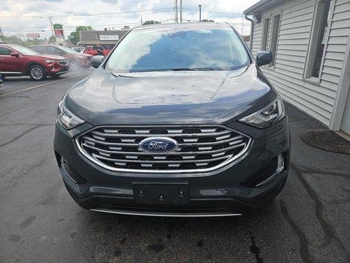 2021 Ford Edge Sport