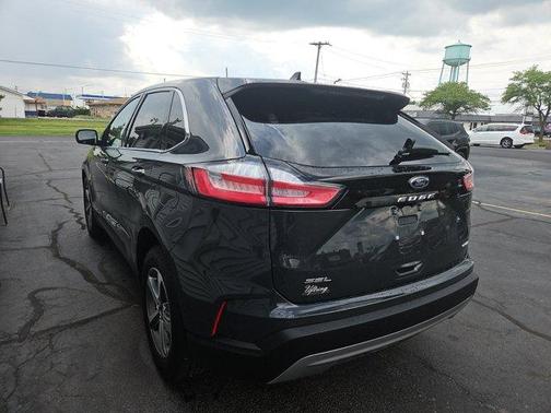 2021 Ford Edge Sport
