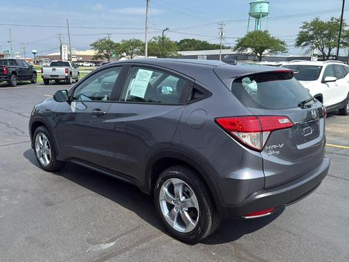 Modern Steel Metallic 2021 Honda HR-V LX