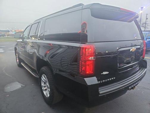 2019 Chevrolet Suburban LT