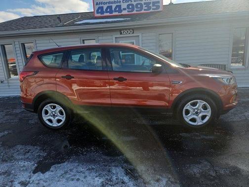 2019 Ford Escape S
