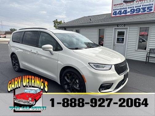 2021 Chrysler Pacifica Touring-L