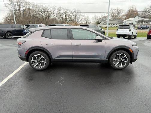 2026 Chevrolet Equinox EV LT 1