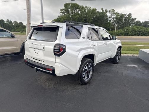 Wind Chill Pearl 2026 Toyota 4Runner TRD Sport