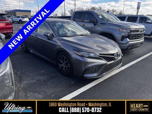 2024 Toyota Camry SE