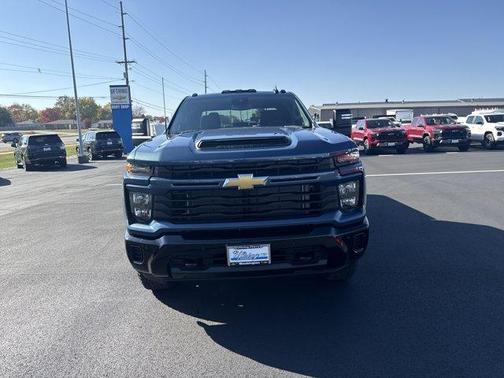2026 Chevrolet Silverado 2500 Custom