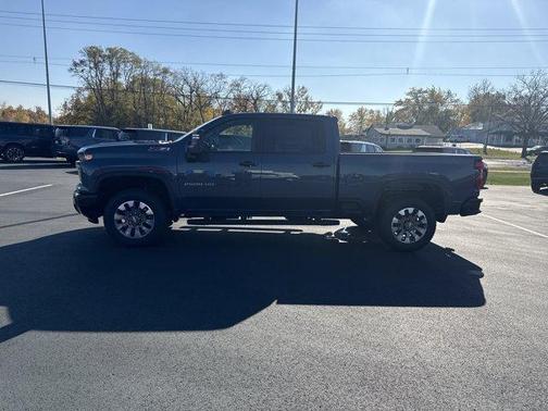 2026 Chevrolet Silverado 2500 Custom