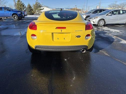 2009 Pontiac Solstice Base