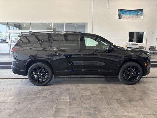2025 Chevrolet Traverse RS