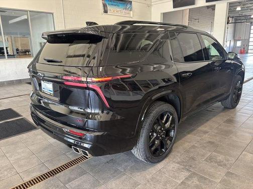 2025 Chevrolet Traverse RS
