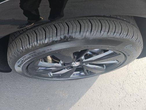 Ebony Twilight Metallic 2022 Buick Envision Preferred