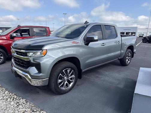 Sterling Gray Metallic 2023 Chevrolet Silverado 1500 LT