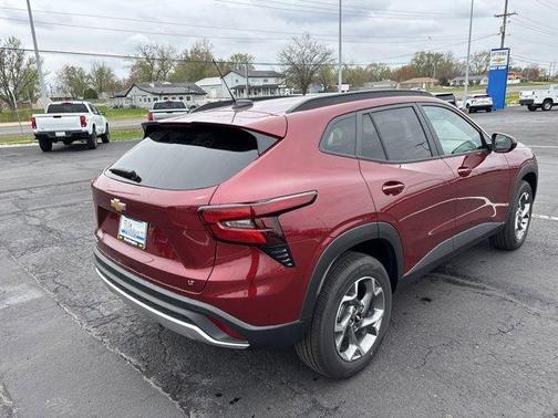 2025 Chevrolet Trax LT