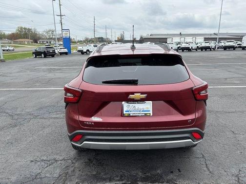 2025 Chevrolet Trax LT