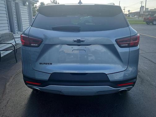Sterling Gray Metallic 2023 Chevrolet Blazer 2LT