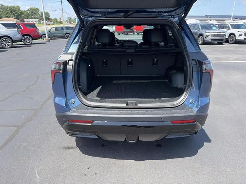 Lakeshore Blue Metallic 2027 Chevrolet Equinox RS