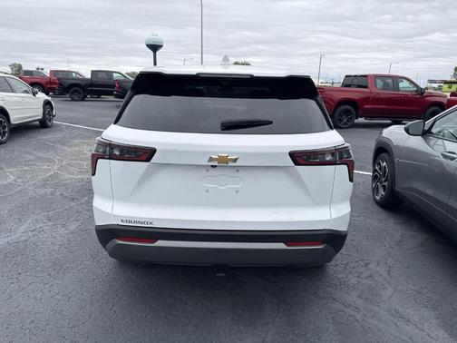 Summit White 2025 Chevrolet Equinox LT