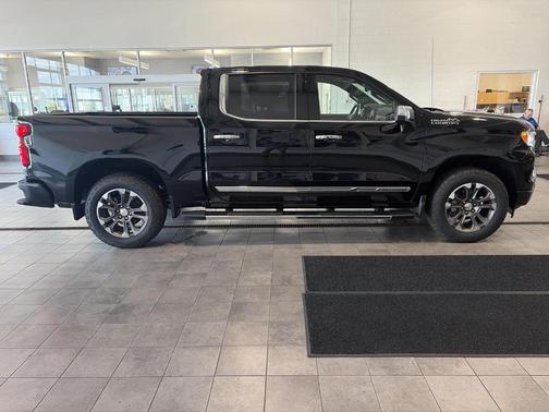 Black 2026 Chevrolet Silverado 1500 High Country