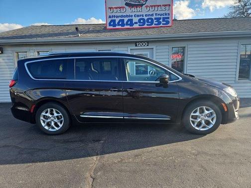2019 Chrysler Pacifica Touring-L Plus