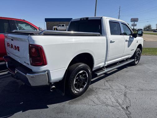 Bright White Clearcoat 2025 RAM 2500 Laramie